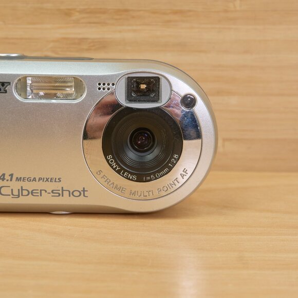 Sony Cyber-Shot DSC-P43 4.1MP Digital Camera / Compact Point and Shoot / Tested - Picture 3 of 6